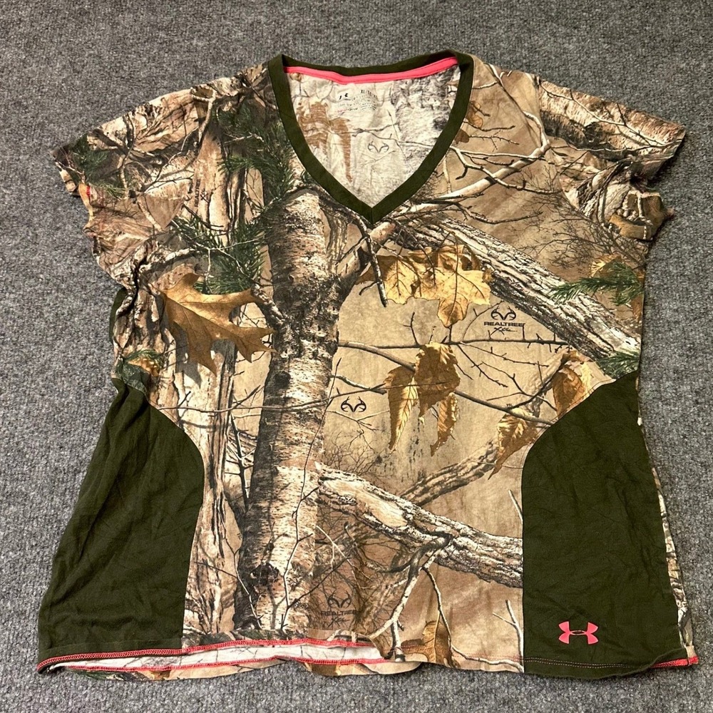 Under Armour T-Shirt Womens Size XL Realtree Camo V-Neck HeatGear Semi-Fitted